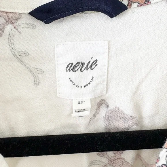 Aerie Cindy Lou Who Pajama Top - Picture 3 of 3